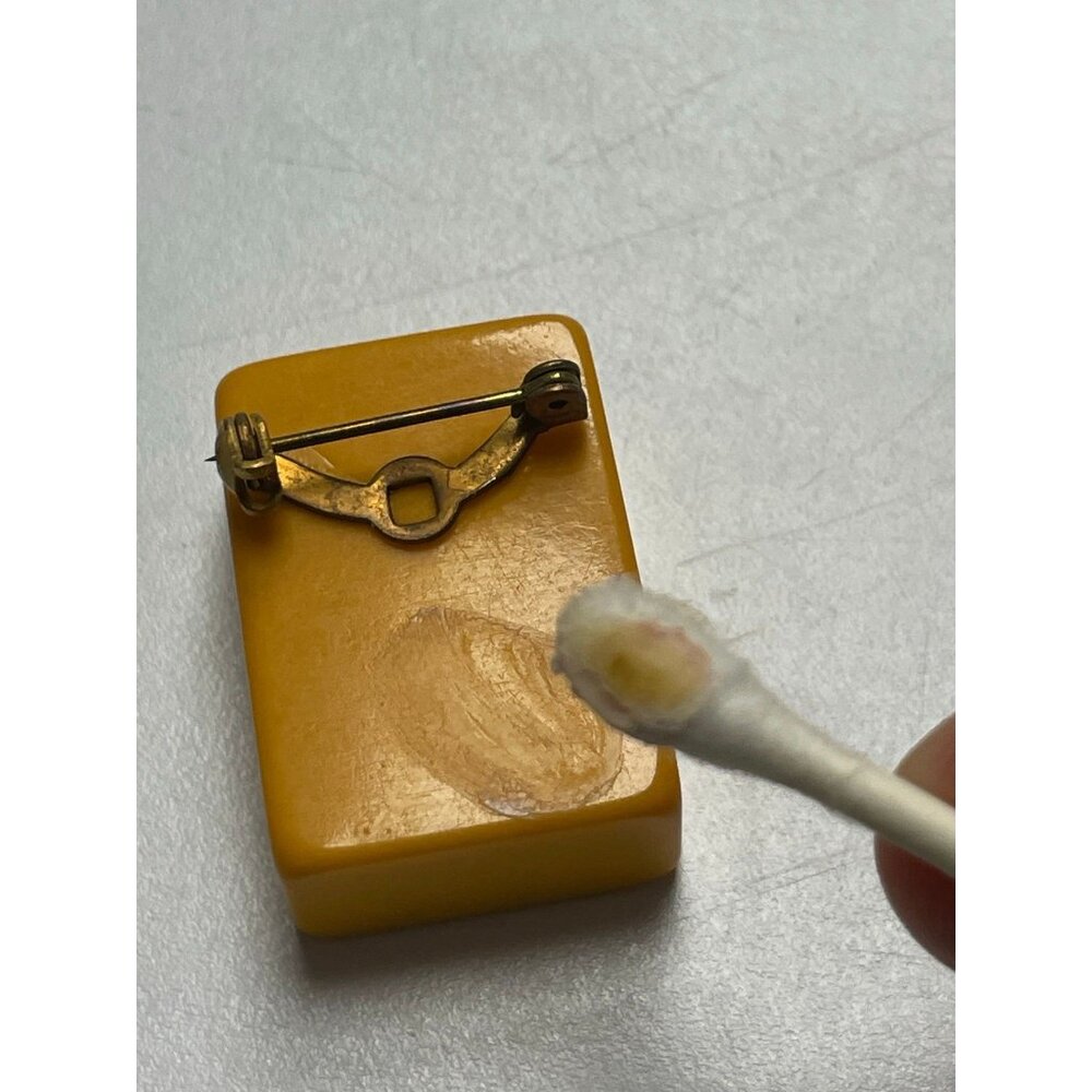 Upcycled Bakelite Mahjong #5 Brooch Tile - Picture 3 of 3